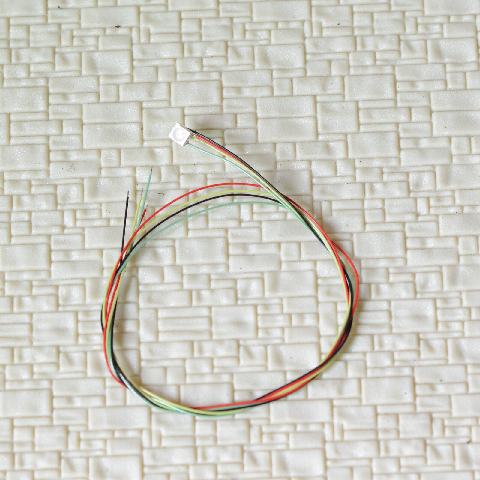 10 x pre-soldered SMD LEDs tiny wired Red Green Yellow for searchlight signals
