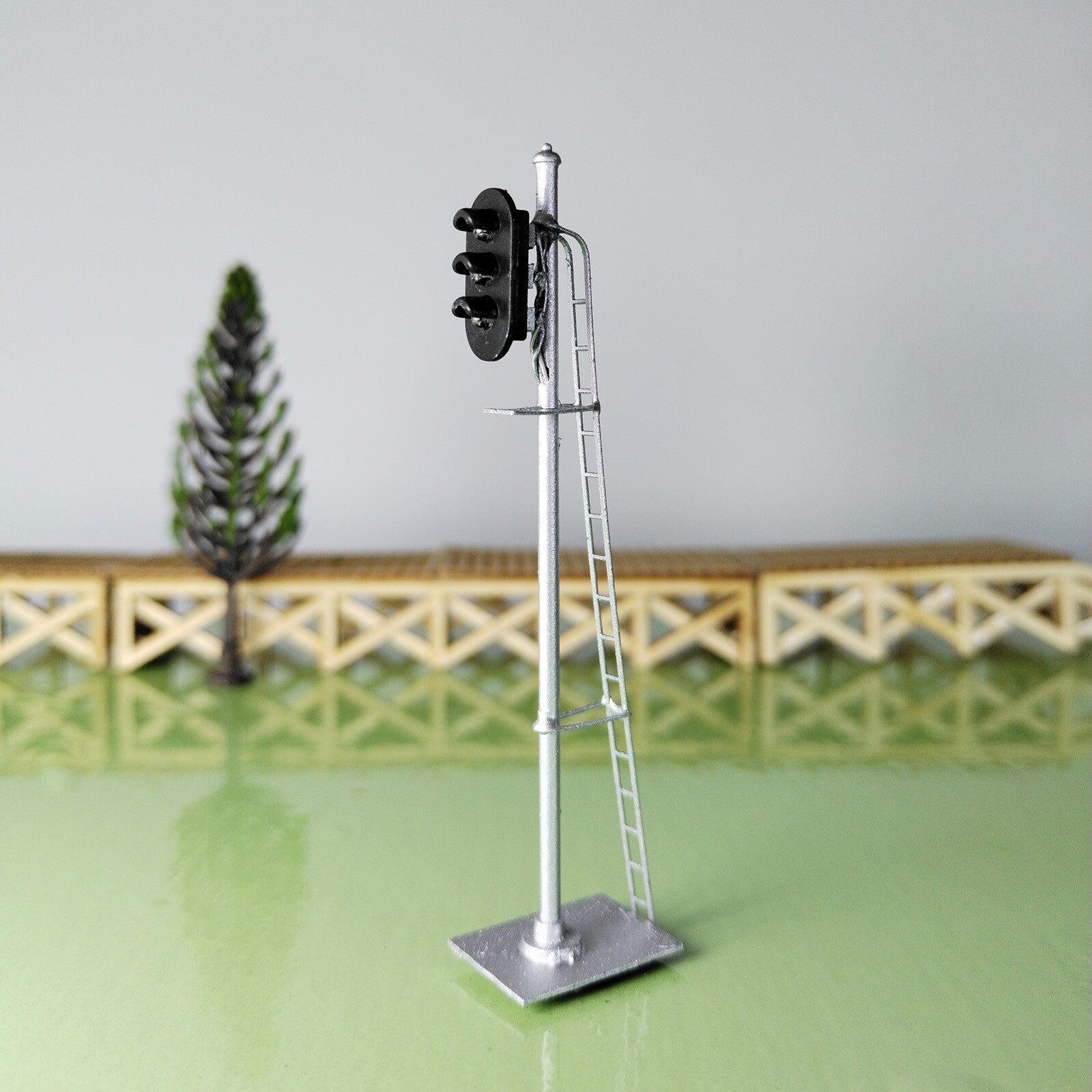 1 x HO scale model railroad 3 aspects block signal LED 3 colors silver #K03Sr