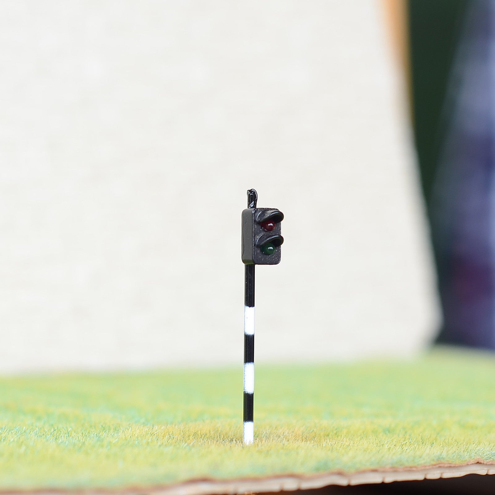 2 x traffic signal HO OO model railroad crossing walk LED pedestrian light #ZB2