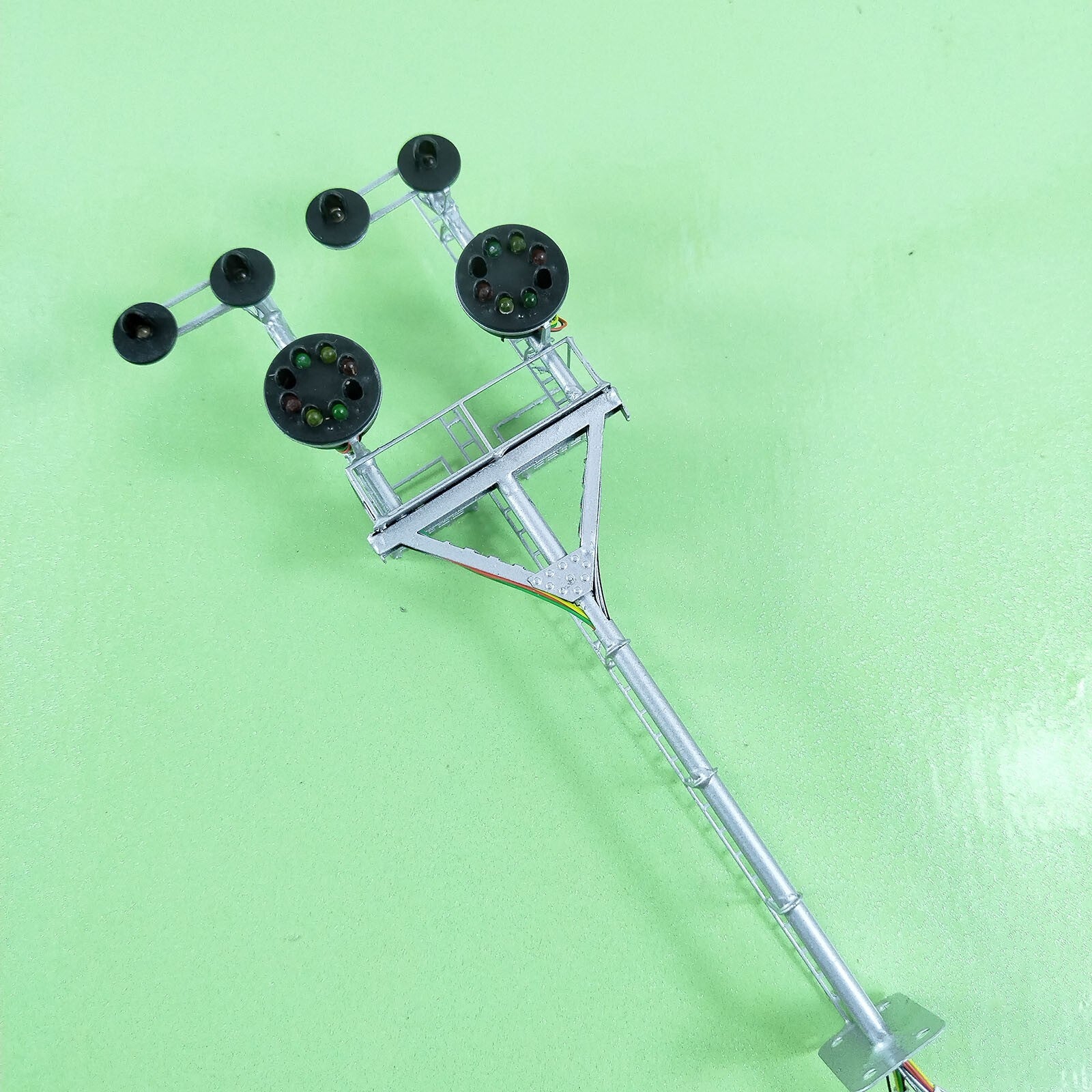 1 x HO scale model railroad tower CPL signal B&O goalpost bracket #LU11RU11