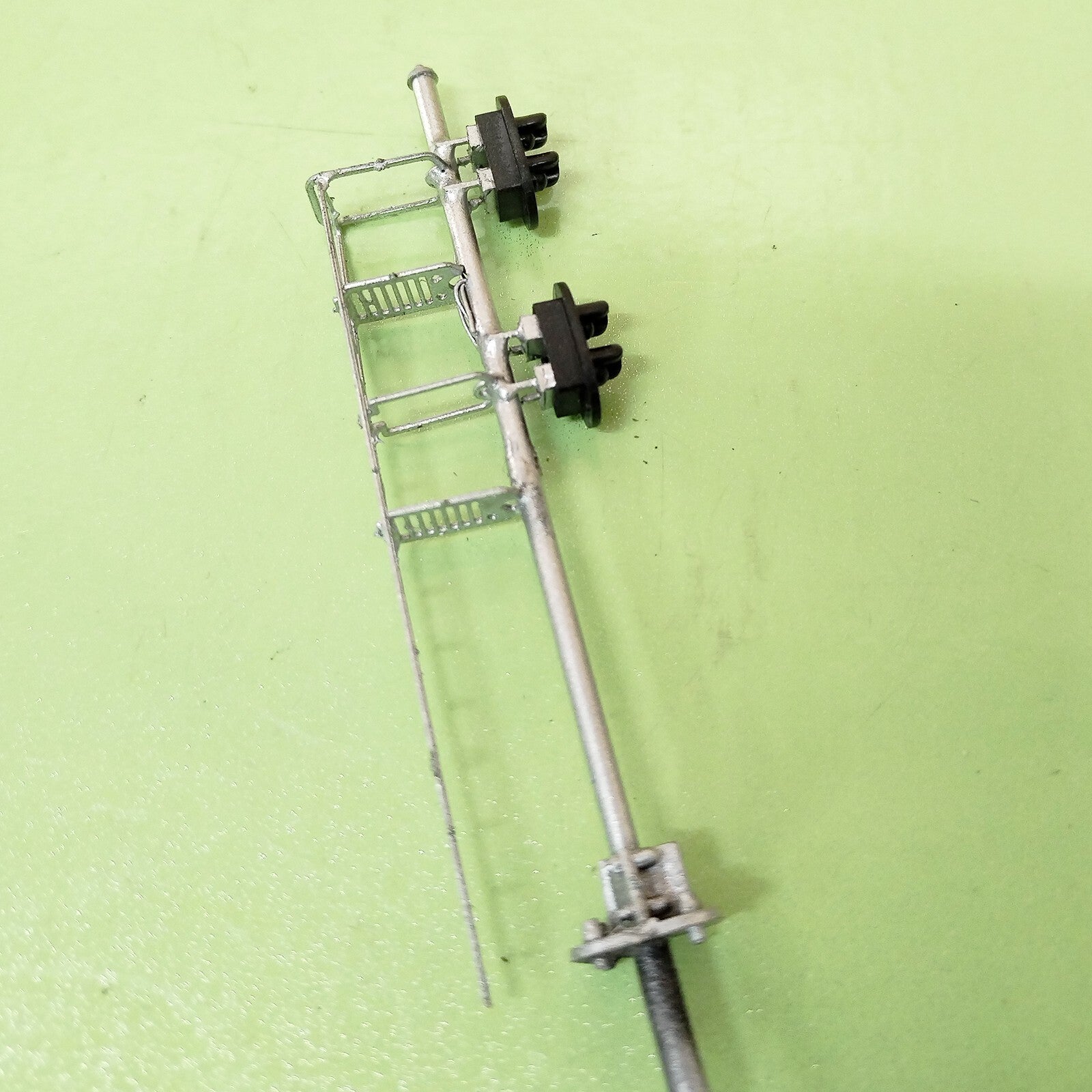 1 x HO scale model railroad 2 heads block signal LED made Green/Red light #K22Ky