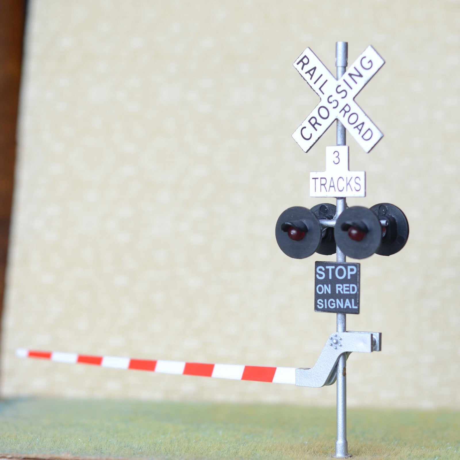 2 X HO Scale Railroad Grade Crossing Signal Arm Gate Stop Lever 3 Tracks S43r