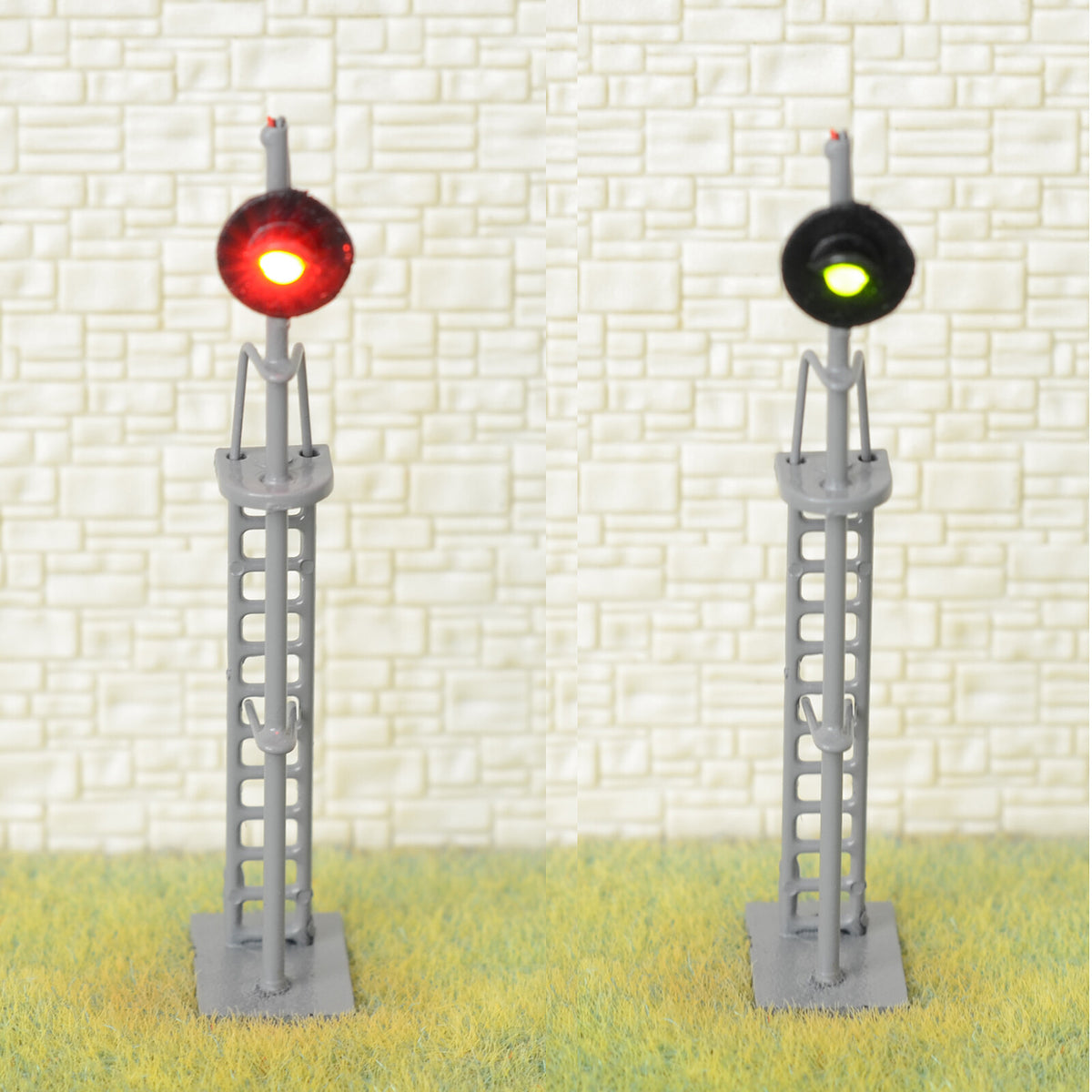1 x HO scale searchlight block signal model train 2 color LED Red/Gree