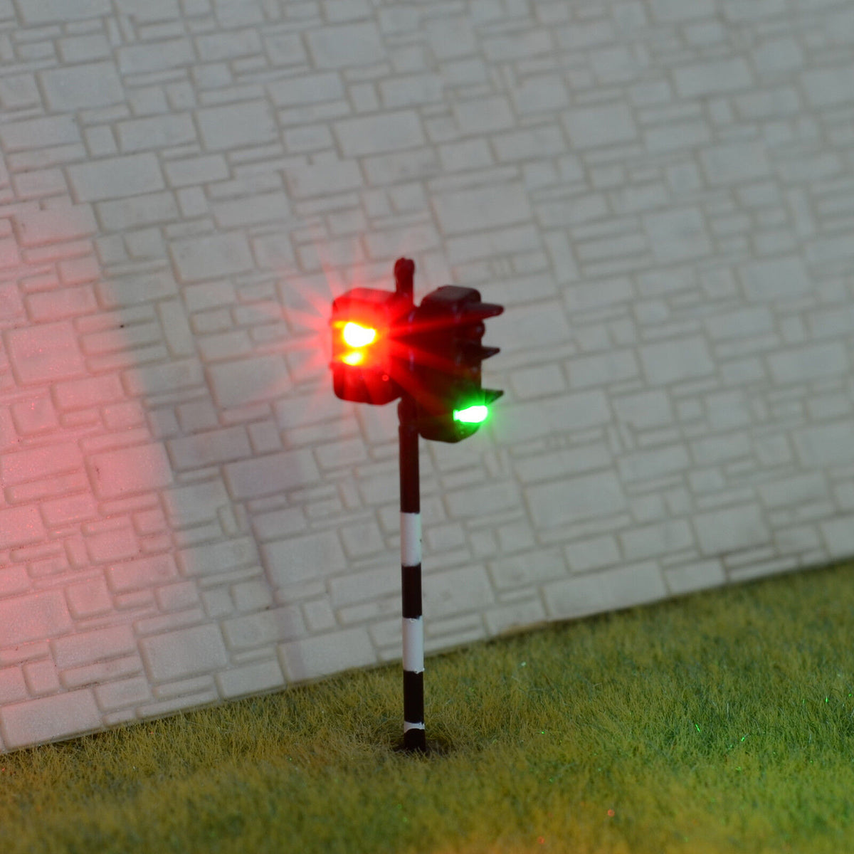 2 x Traffic Signal Light HO OO Scale Model Railroa... - Grandado 2 x Traffic Signal Light HO OO Scale Model Railroa... - Grandado