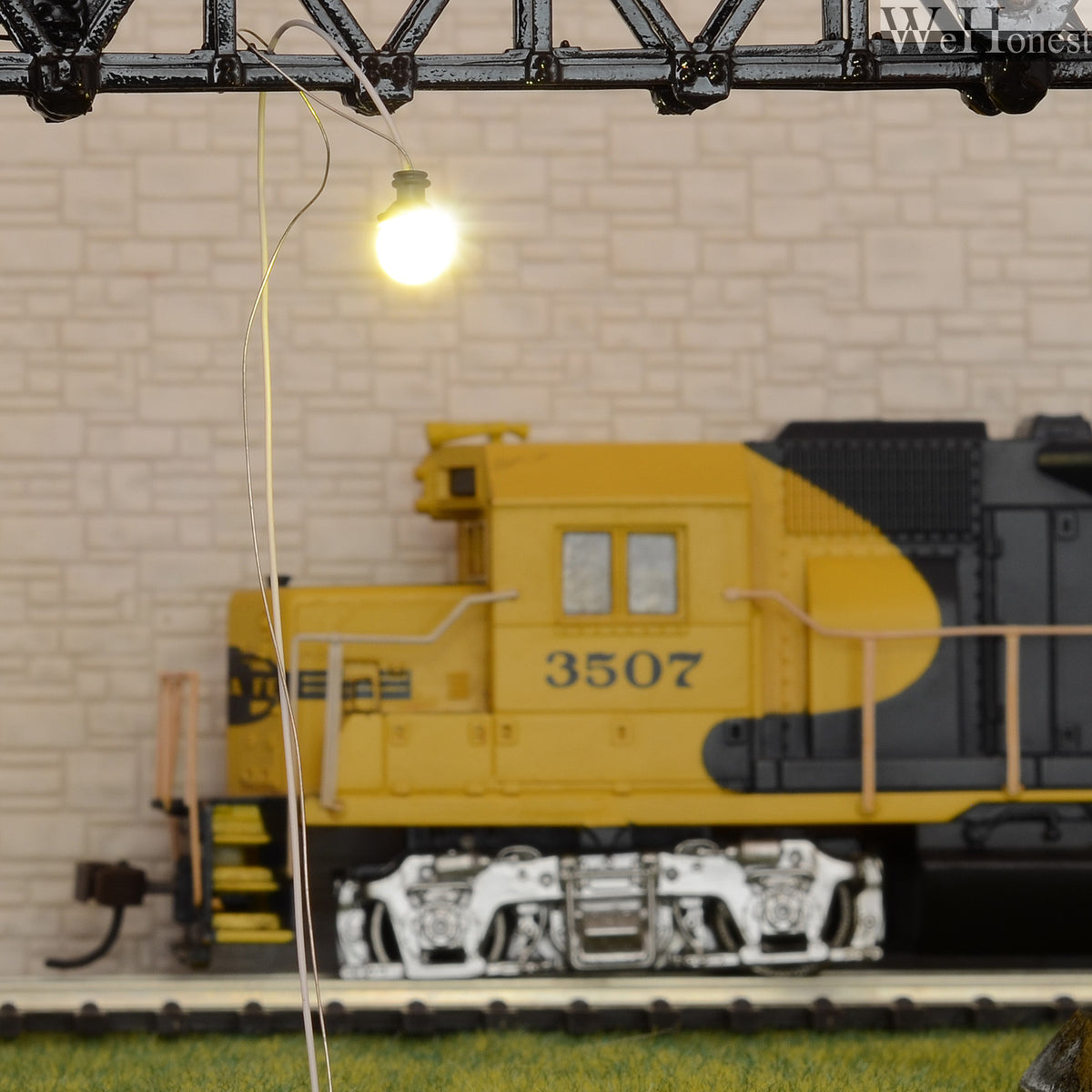 10 x HO scale Model train Ceiling Lamp posts Led street lights Lawn La