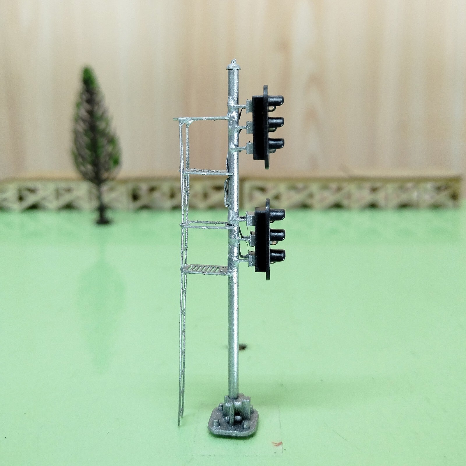 1 x HO scale model railroad 2 heads block signal LED GreenYellowRed light #K33Ky