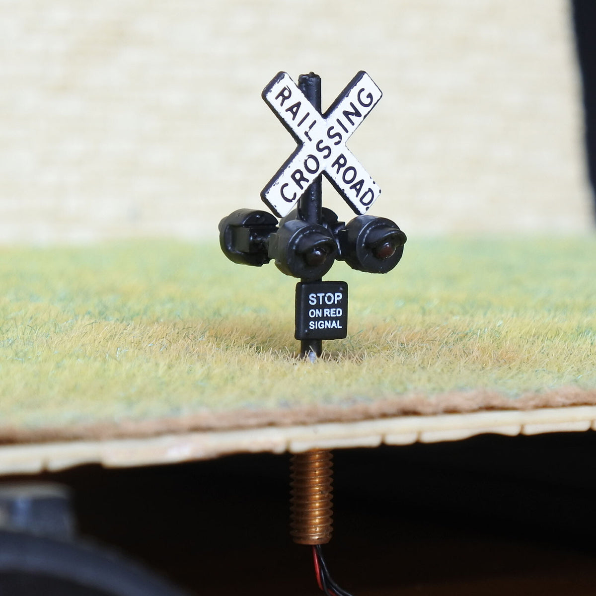 1 x N scale railroad grade crossing signal light 2 track sign LED made