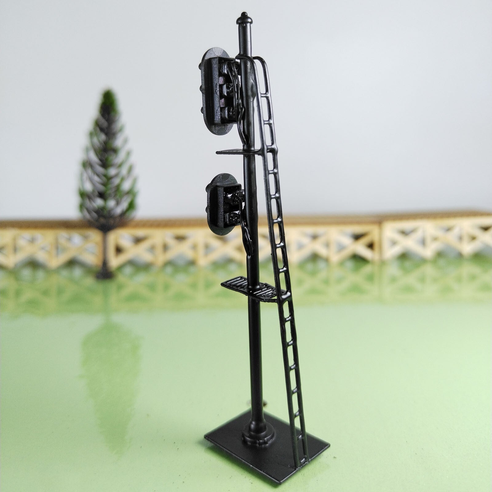 1 x HO scale model railroad 2 heads 2 + 3 aspects block signal LED made #K32SrBK