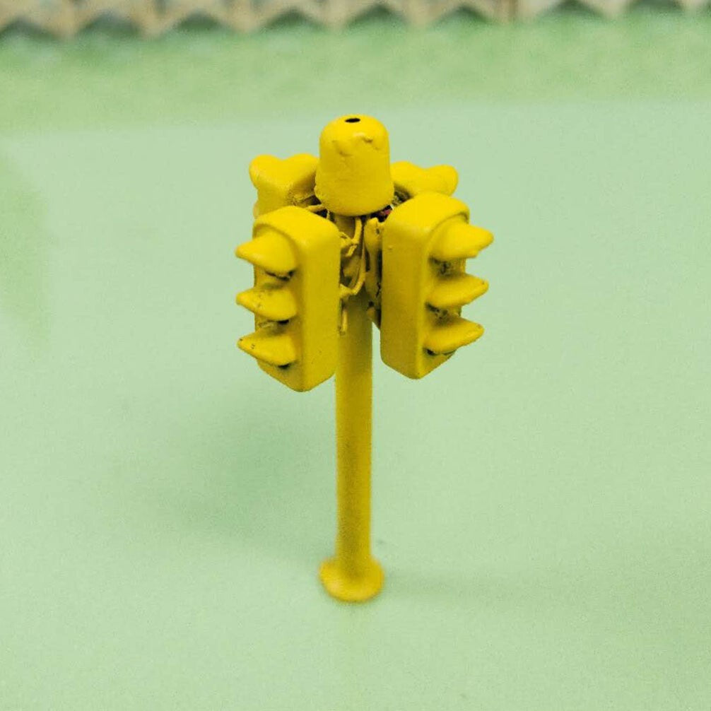 2 x traffic signal light HO OO scale model railroad 4 directions sign LED #TS4D