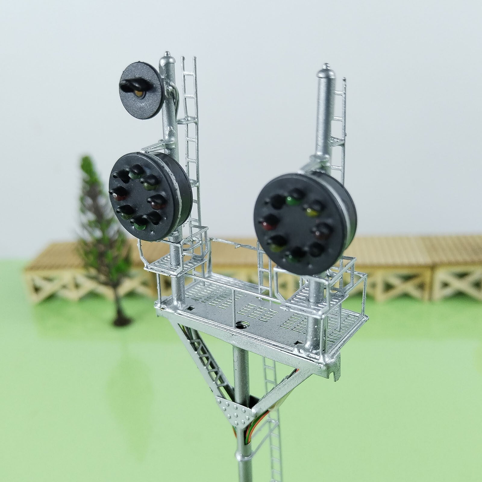 1 x HO scale model railroad tower CPL signal B&O goalpost with bracket  #LU1RU0