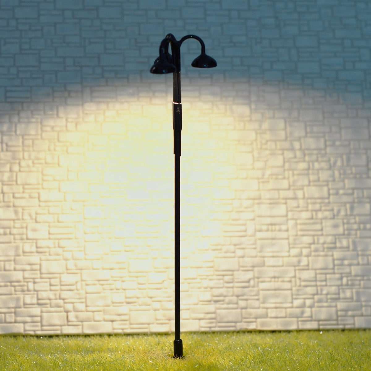 5 x OO / HO scale LED street light Model Train Railroad path lamp post