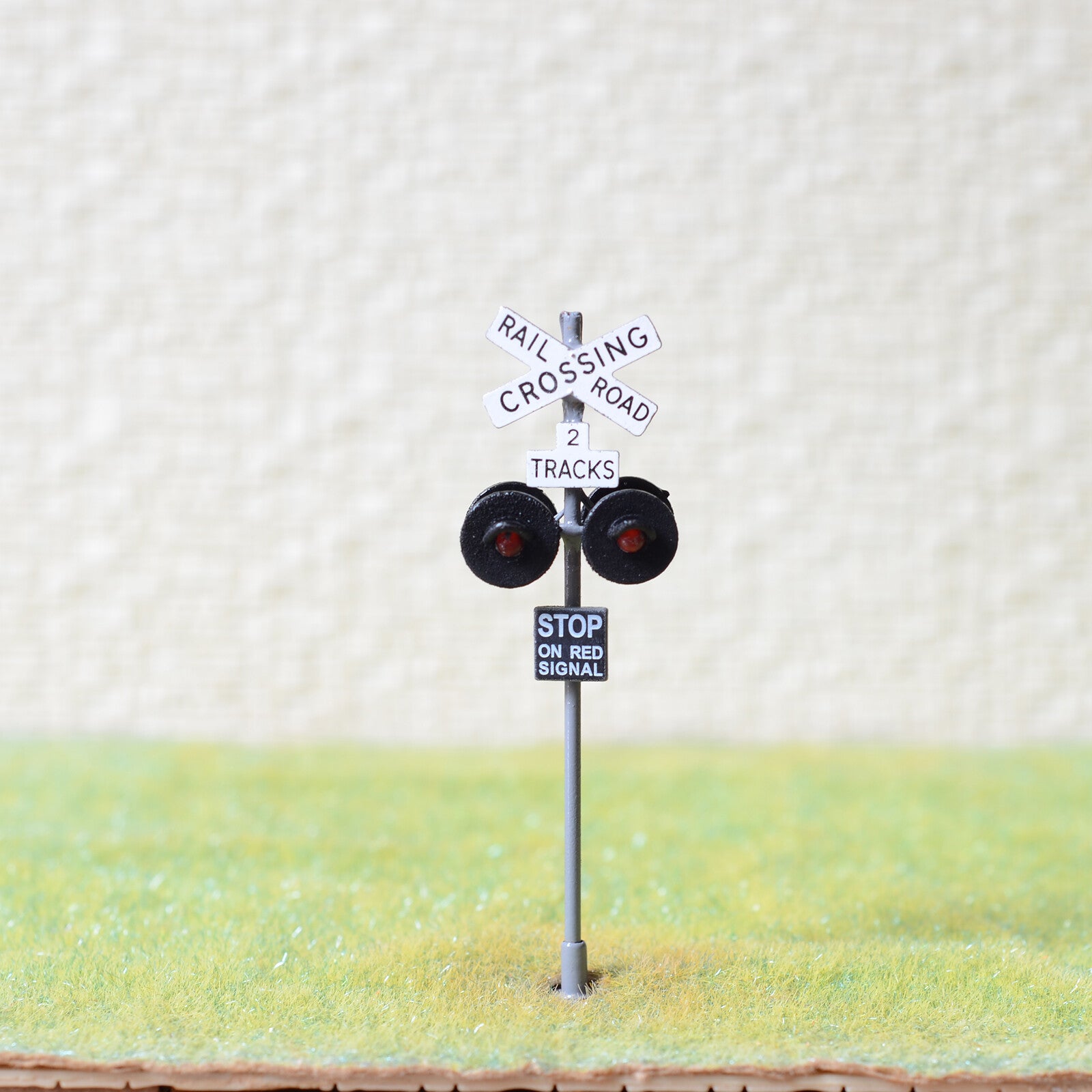 1 x OO / HO scale railroad crossing signal LED made 4 target faces silver #2GR4X
