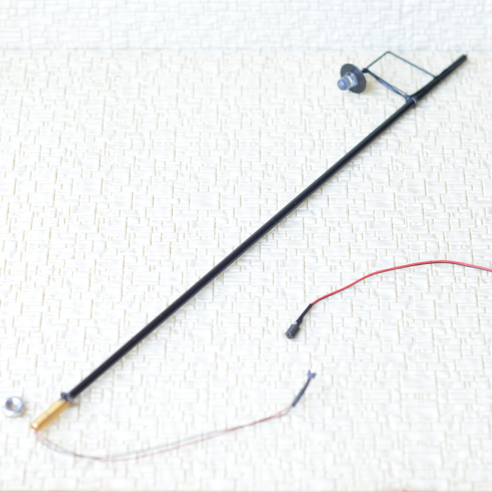 4 x O scale model railroad street light warm white LED lamp post path #SL42BL